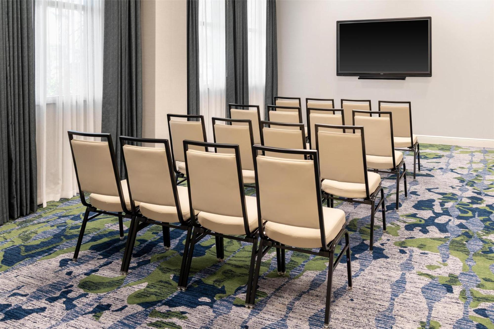 Embassy Suites Fort Myers - Естеро Екстер'єр фото