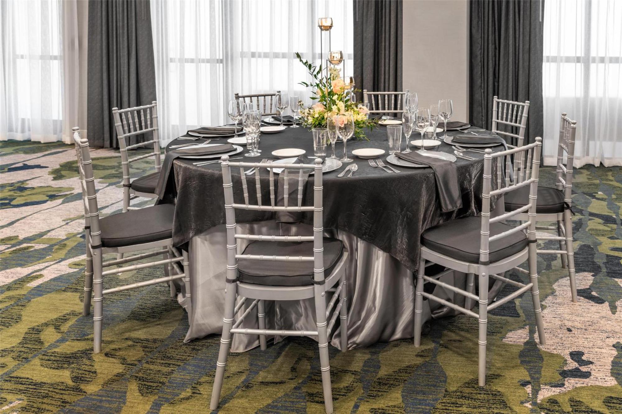 Embassy Suites Fort Myers - Естеро Екстер'єр фото
