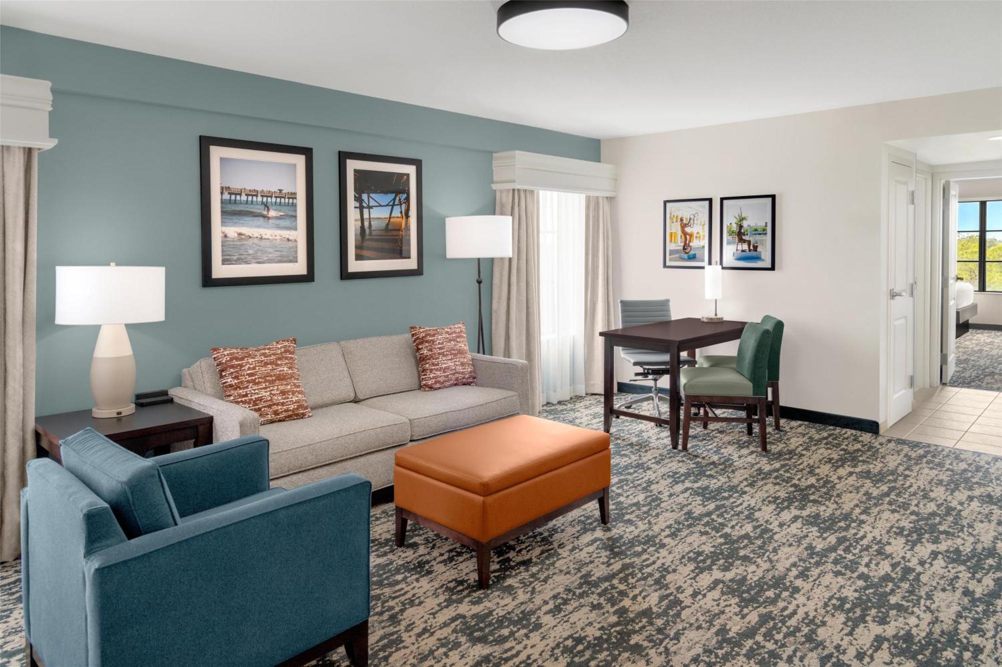 Embassy Suites Fort Myers - Естеро Екстер'єр фото